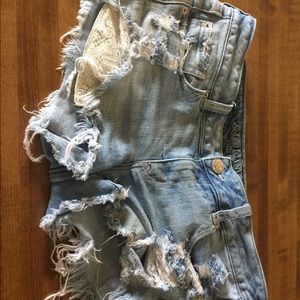Low rise denim x AE shortie cut off size 8